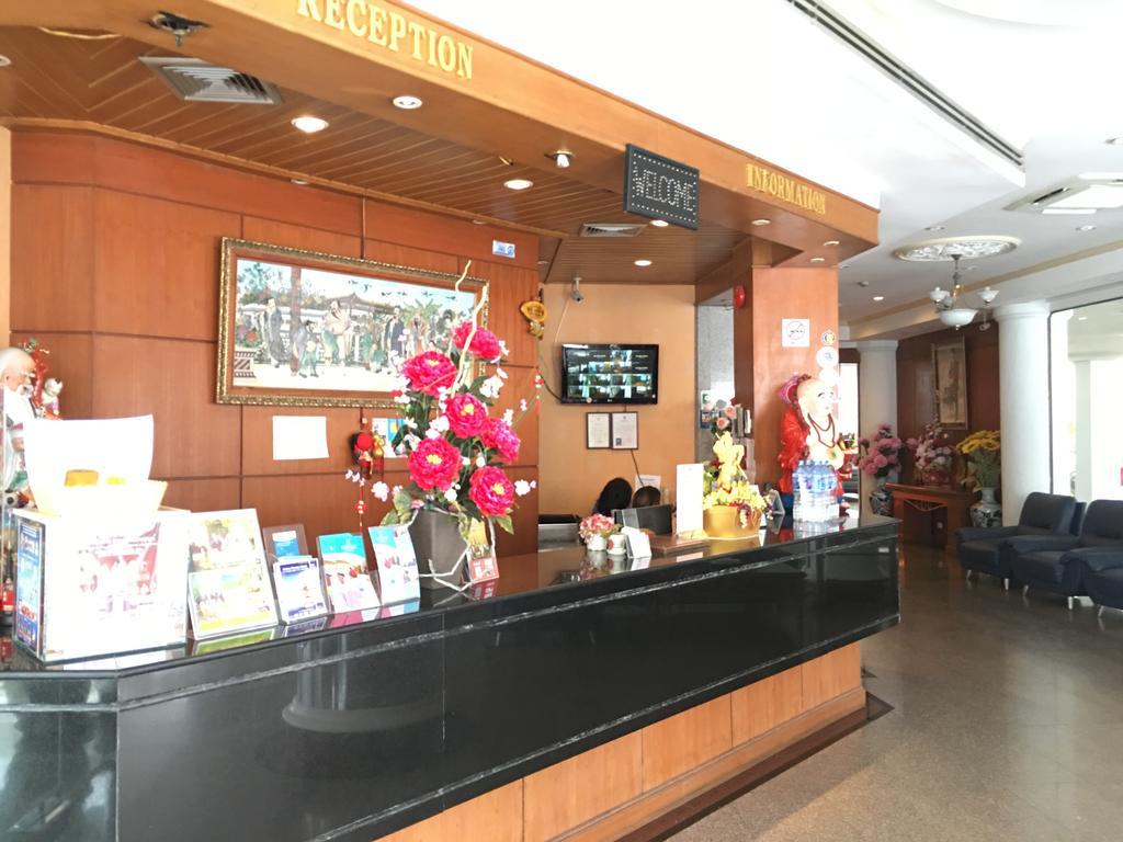Hatyai Merridian Hotel Hat Yai Buitenkant foto